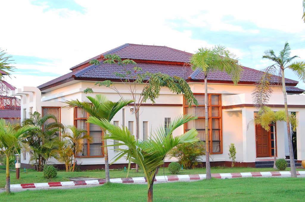 The Golden Lake Hotel Naypyidaw Eksteriør bilde