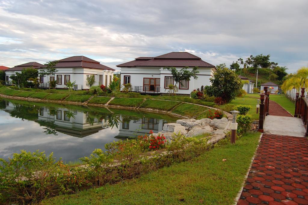 The Golden Lake Hotel Naypyidaw Eksteriør bilde