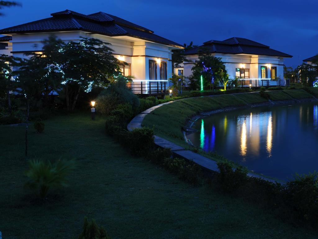 The Golden Lake Hotel Naypyidaw Eksteriør bilde